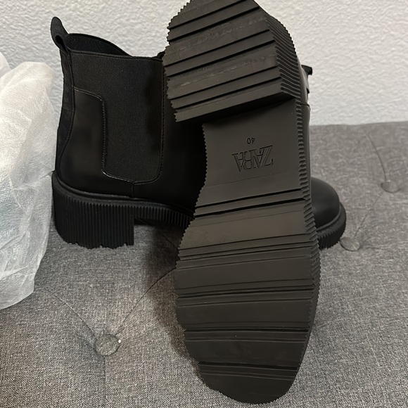 ZARA black heeled boots, US size 9, size 40 - Picture 3 of 3